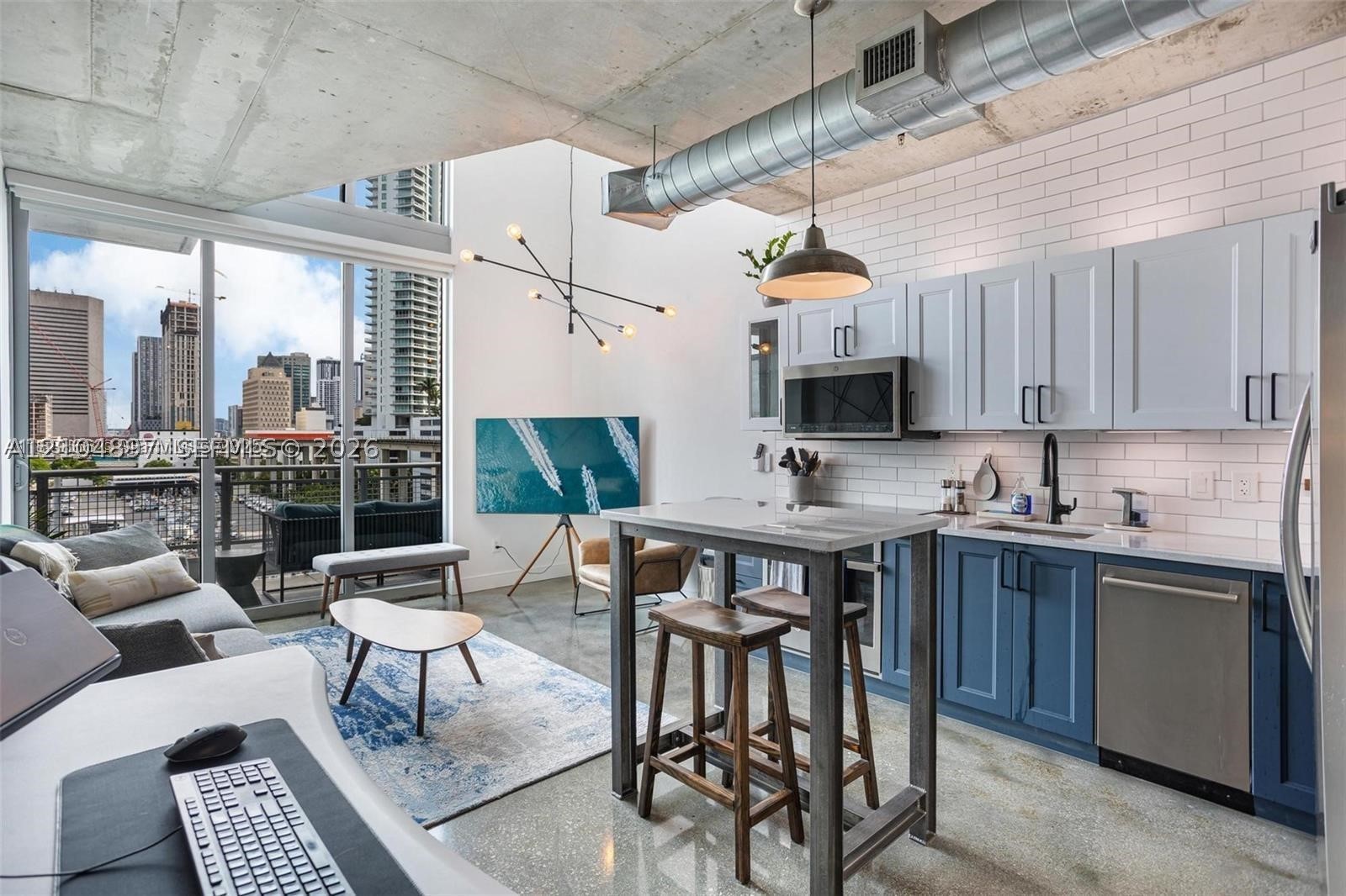 690 SW 1st Ct Unit 1005 — photo