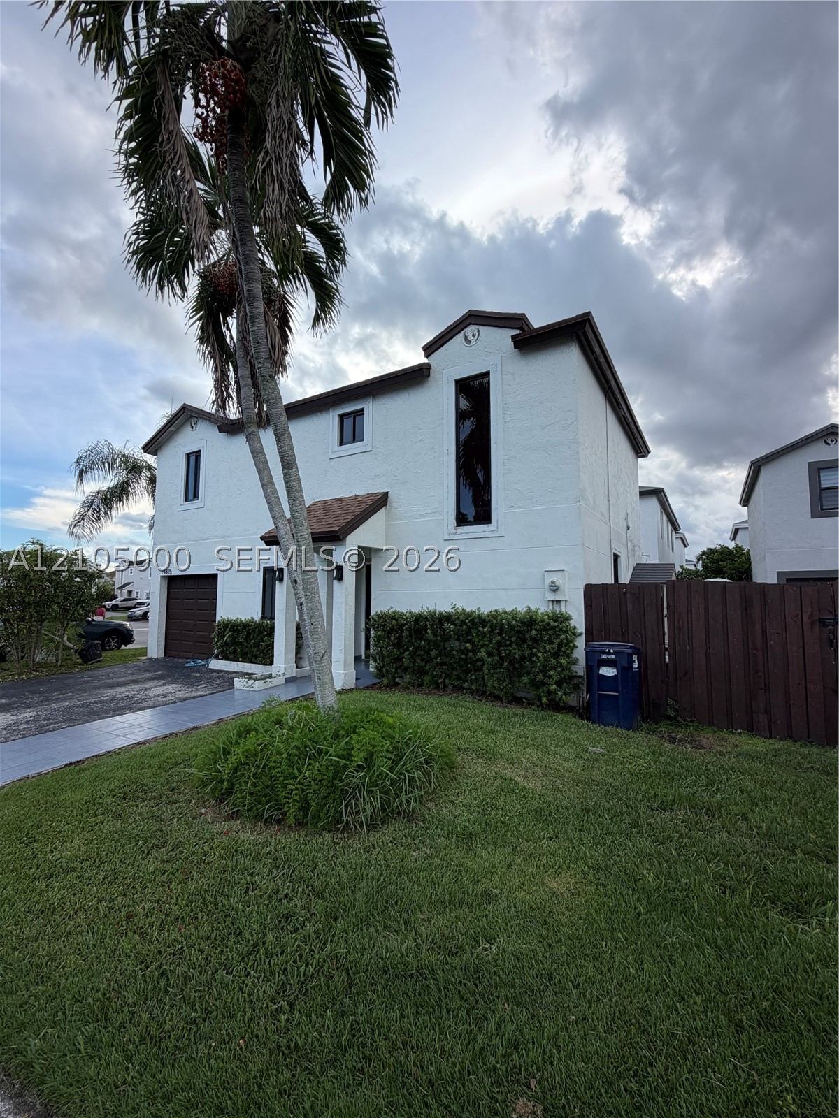 14815 SW 90th Ter — photo