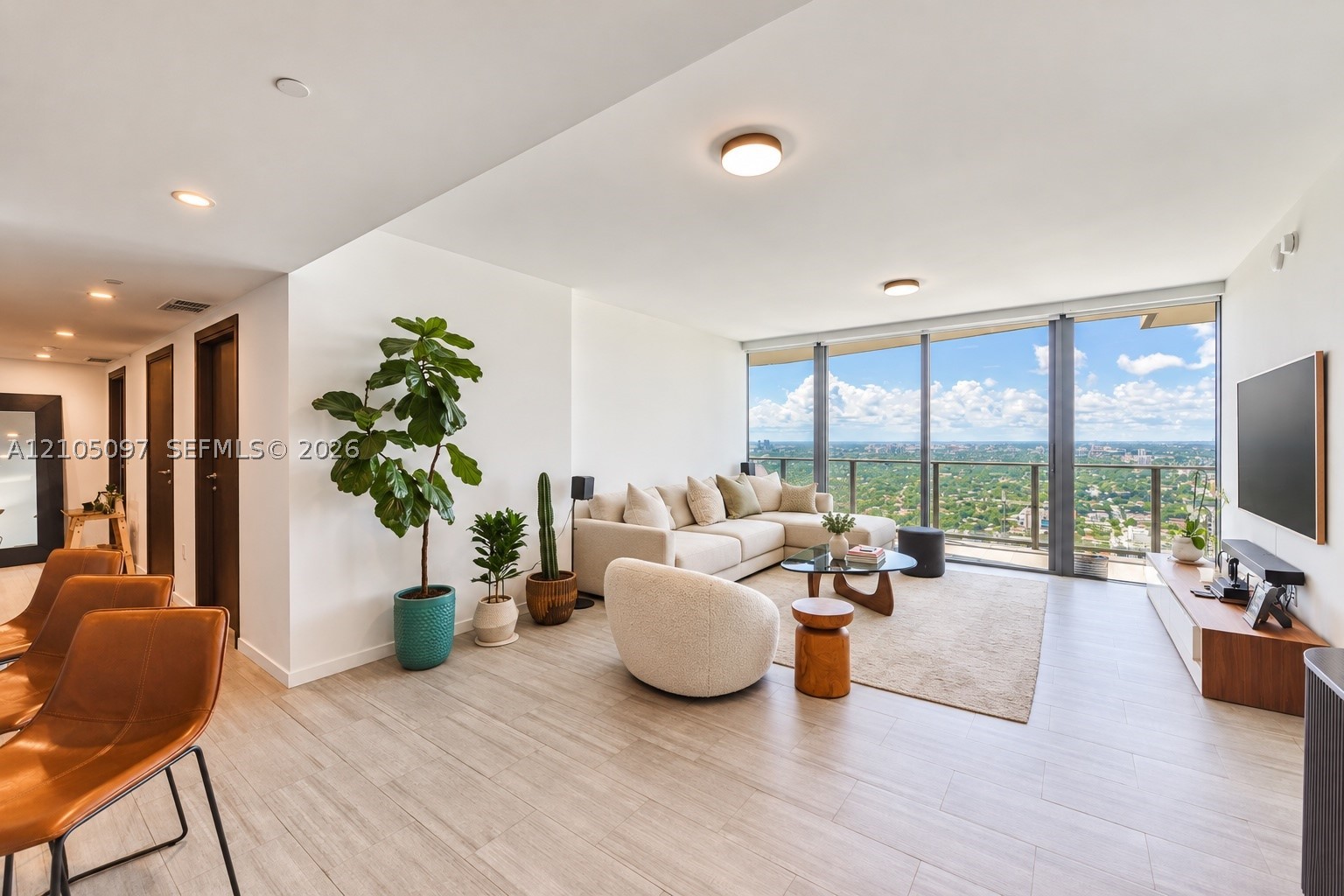 1000 Brickell Plz Unit 4706 — photo