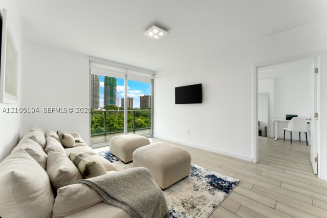1600 SW 1st Ave Unit 707 — photo
