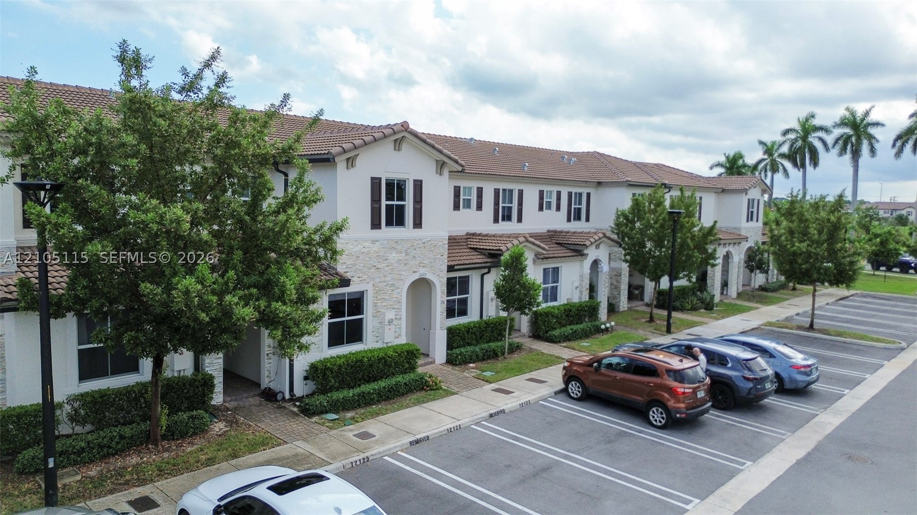 12121 NW 23 Ct Unit 12121 — photo