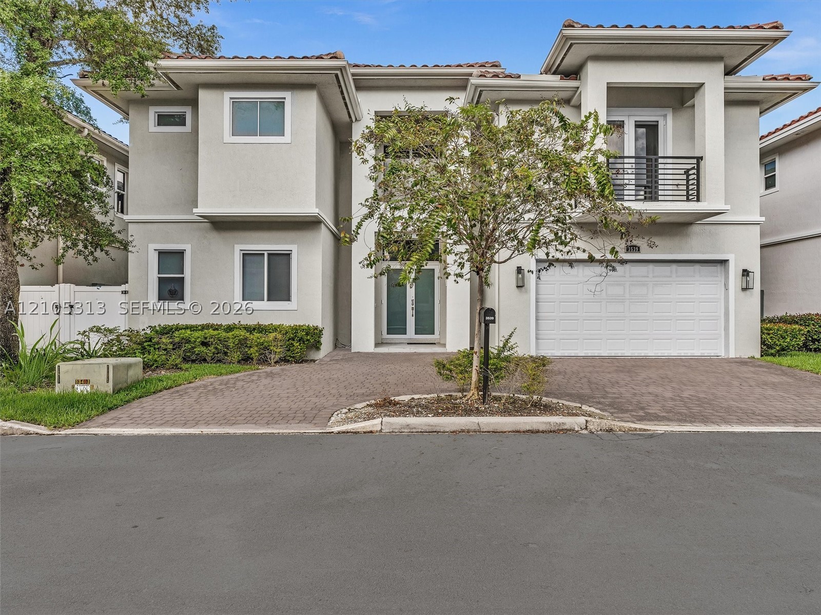 3539 Forest View Cir — photo