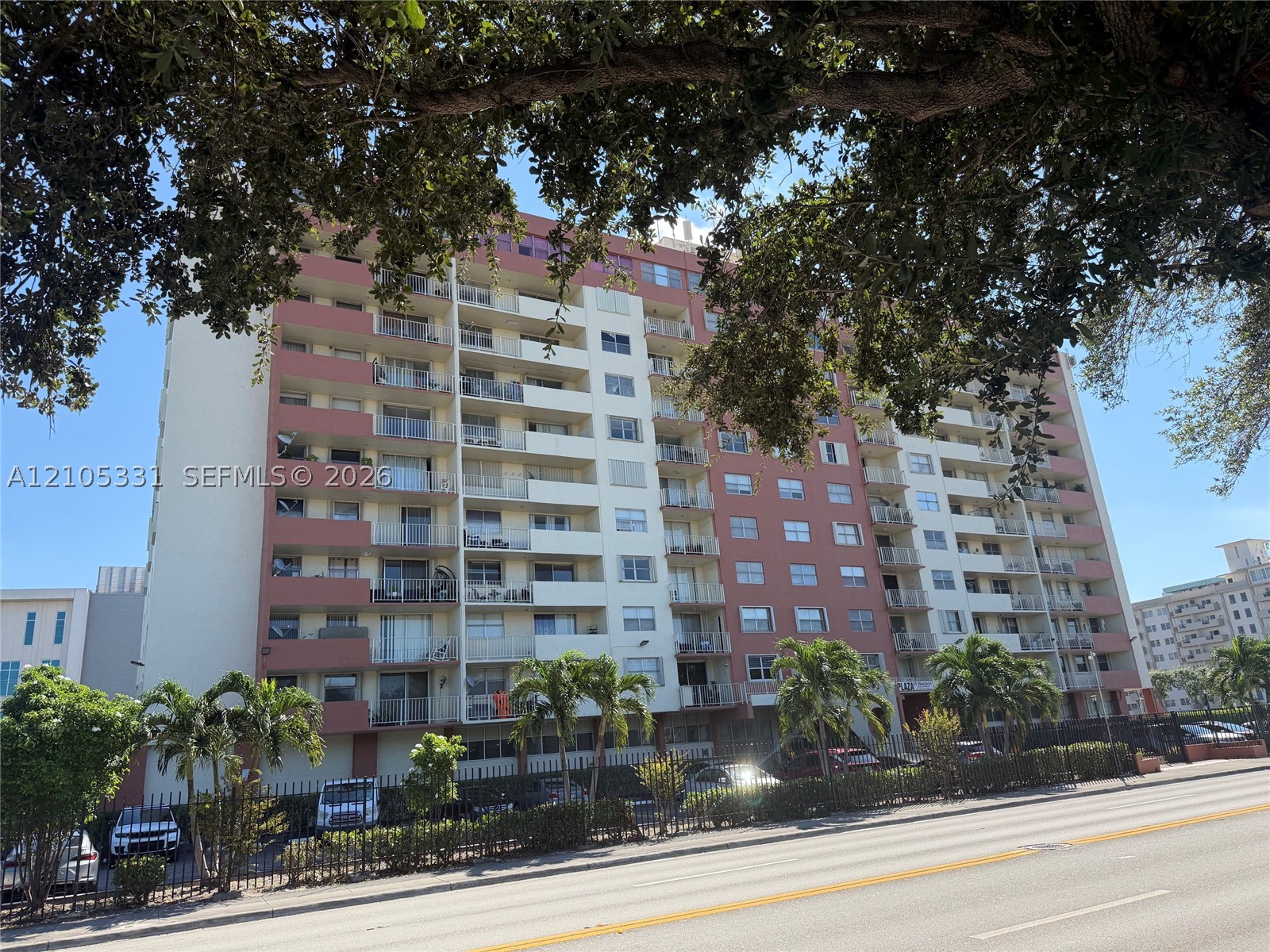 4675 W 18th Ct Unit 902 — photo