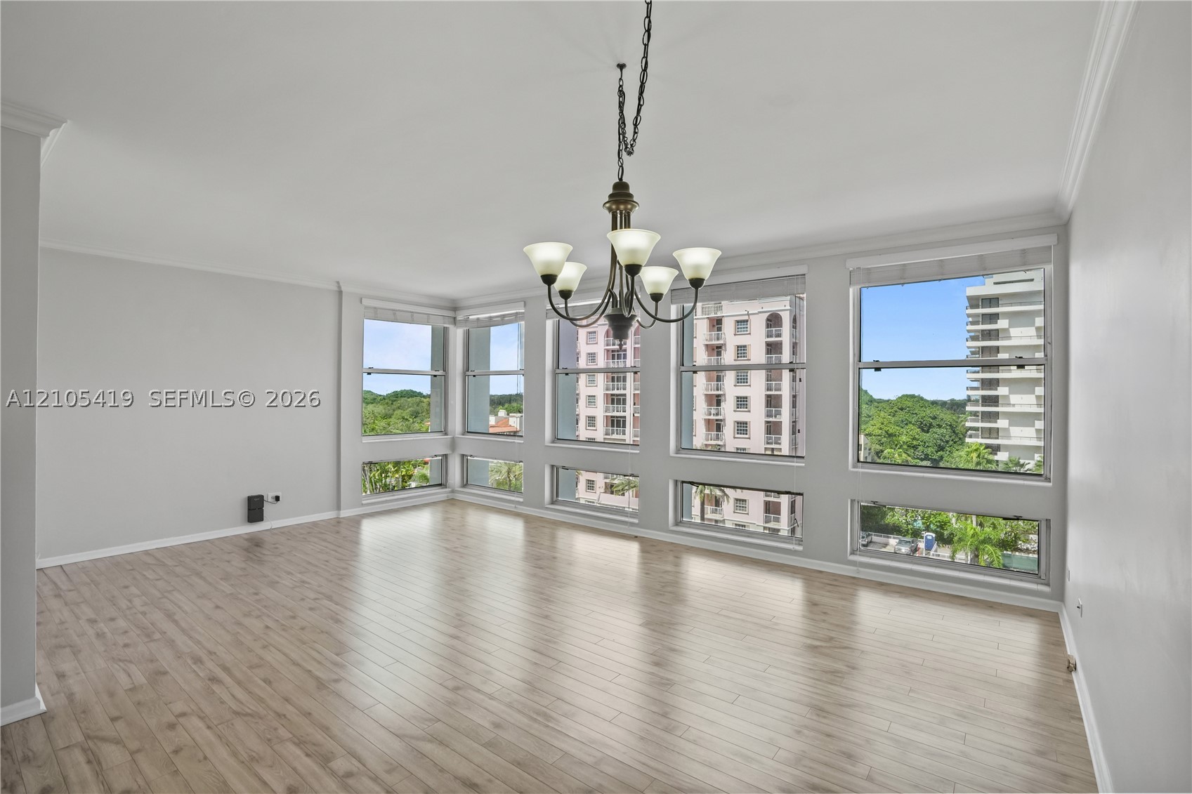 700 Biltmore Way Unit 711 — photo