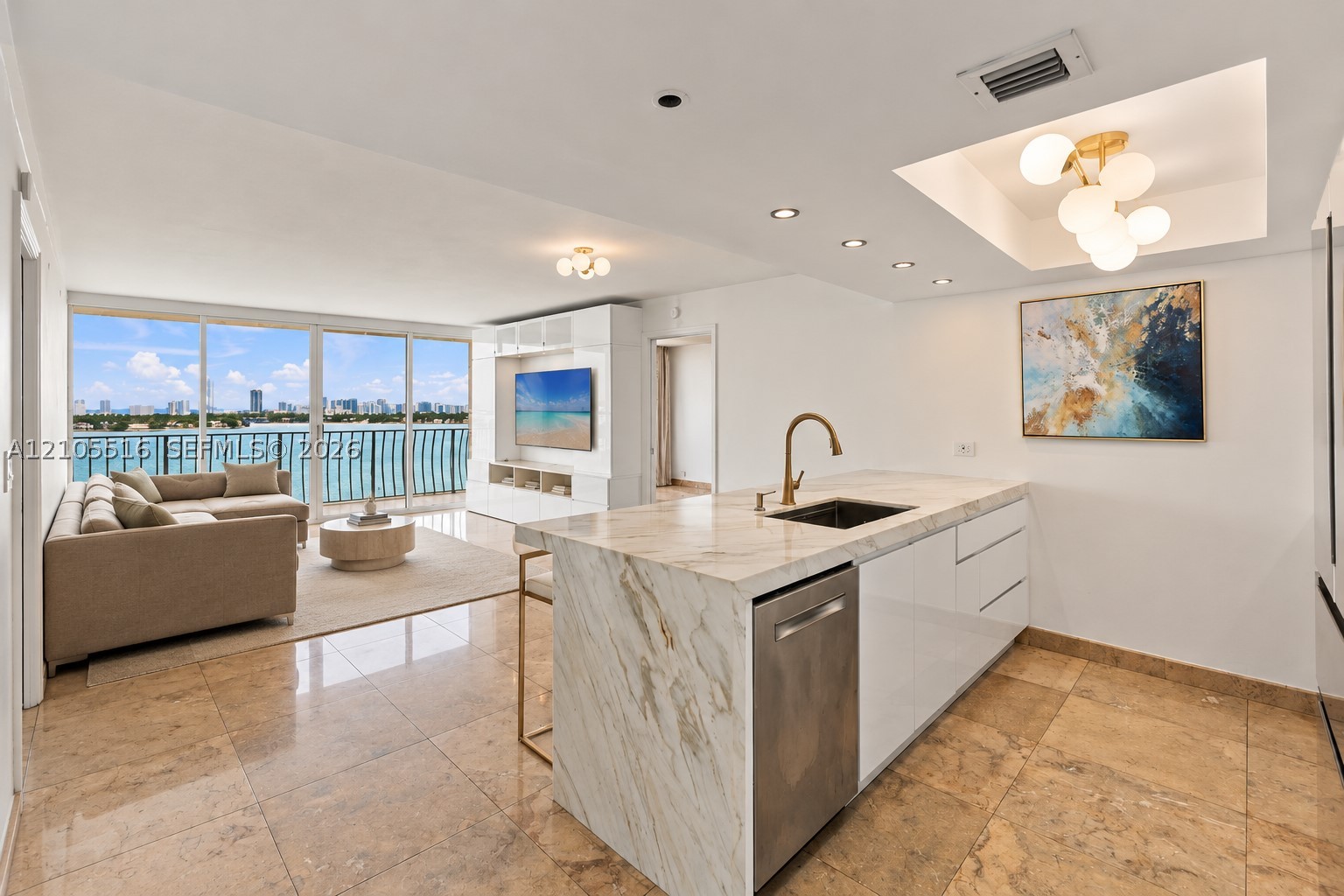 7601 E Treasure Dr Unit 1619 — photo