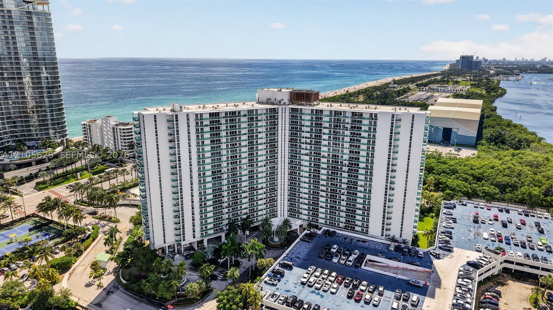 100 Bayview Dr Unit 710 — photo