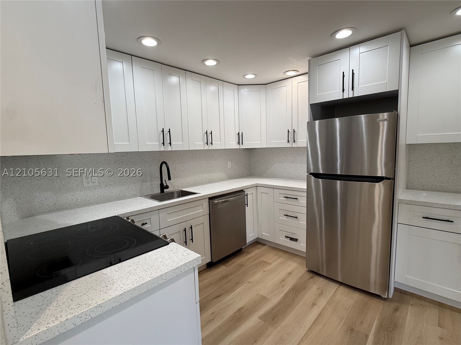 610 NW 13th St Unit 0140 — photo