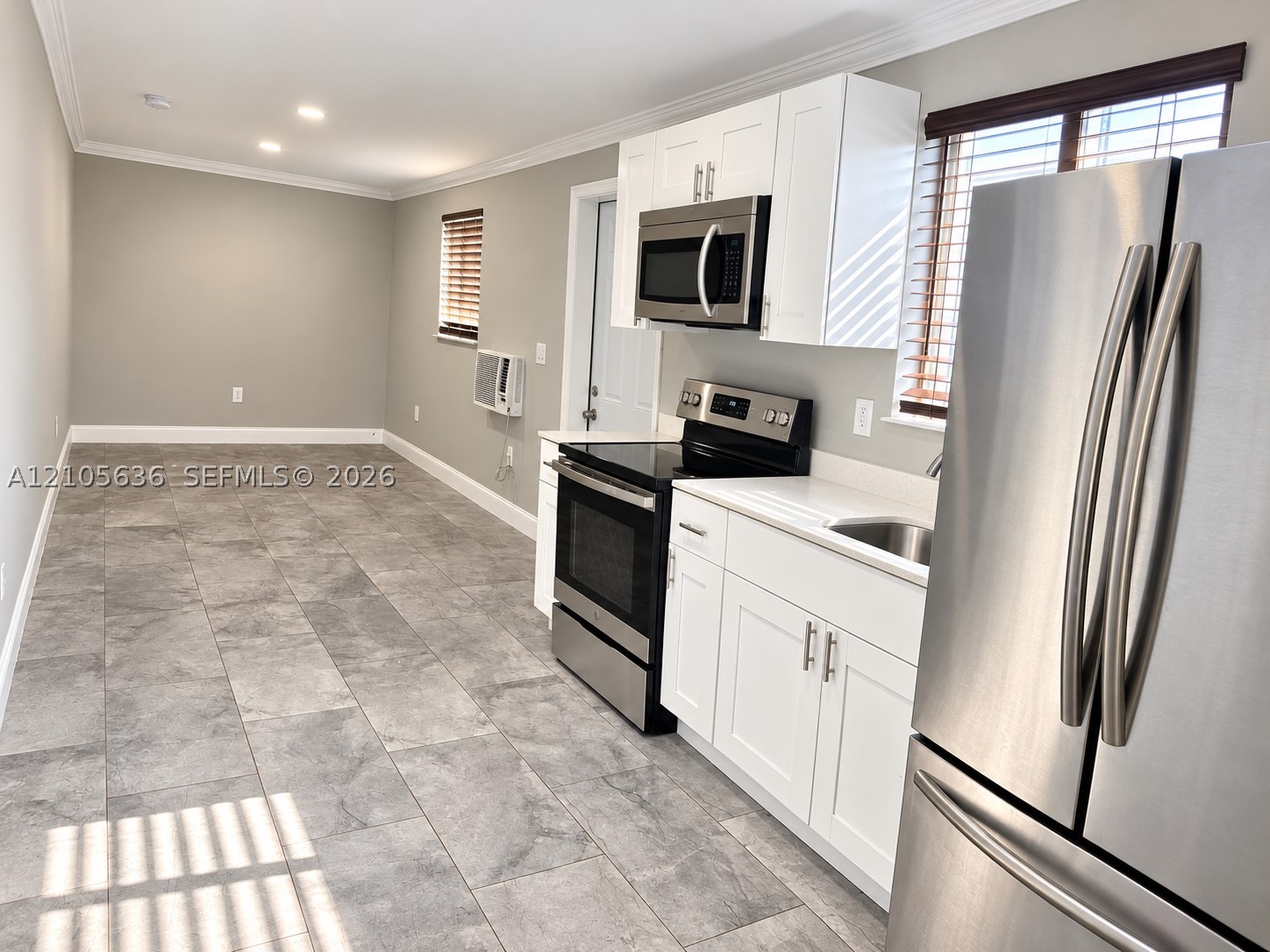 4641 SW 25th St Unit B — photo