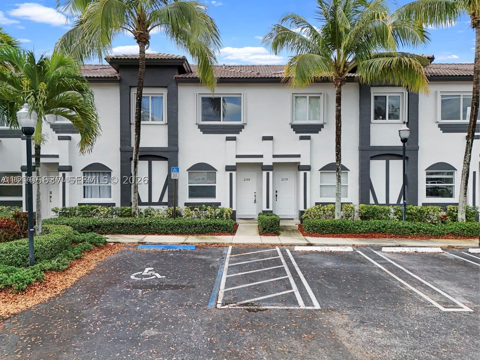 2308 SE 24th Ave Unit 2308 — photo