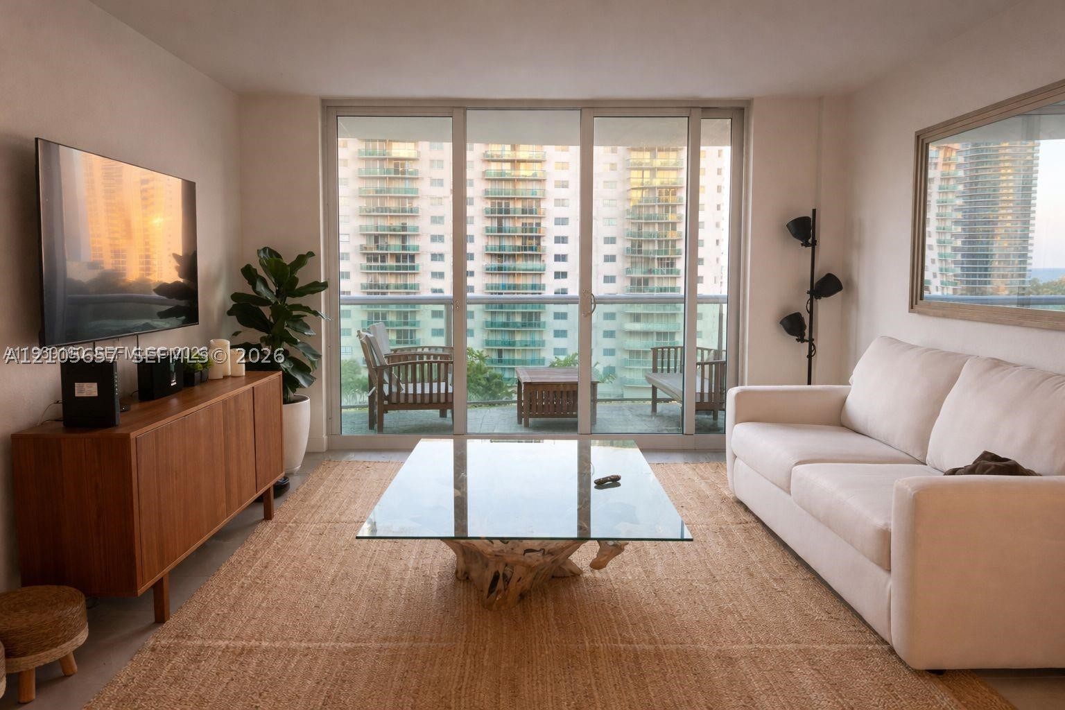 19380 Collins Ave Unit 808 — photo