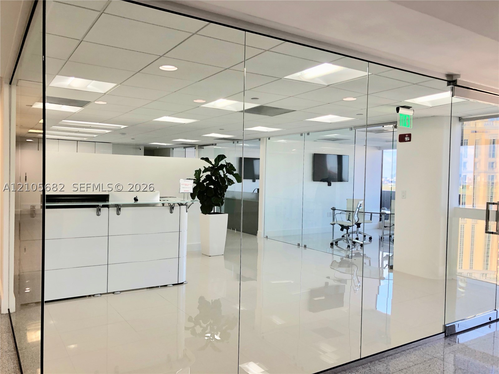 2100 Ponce De Leon Blvd Penthouse 1 — photo