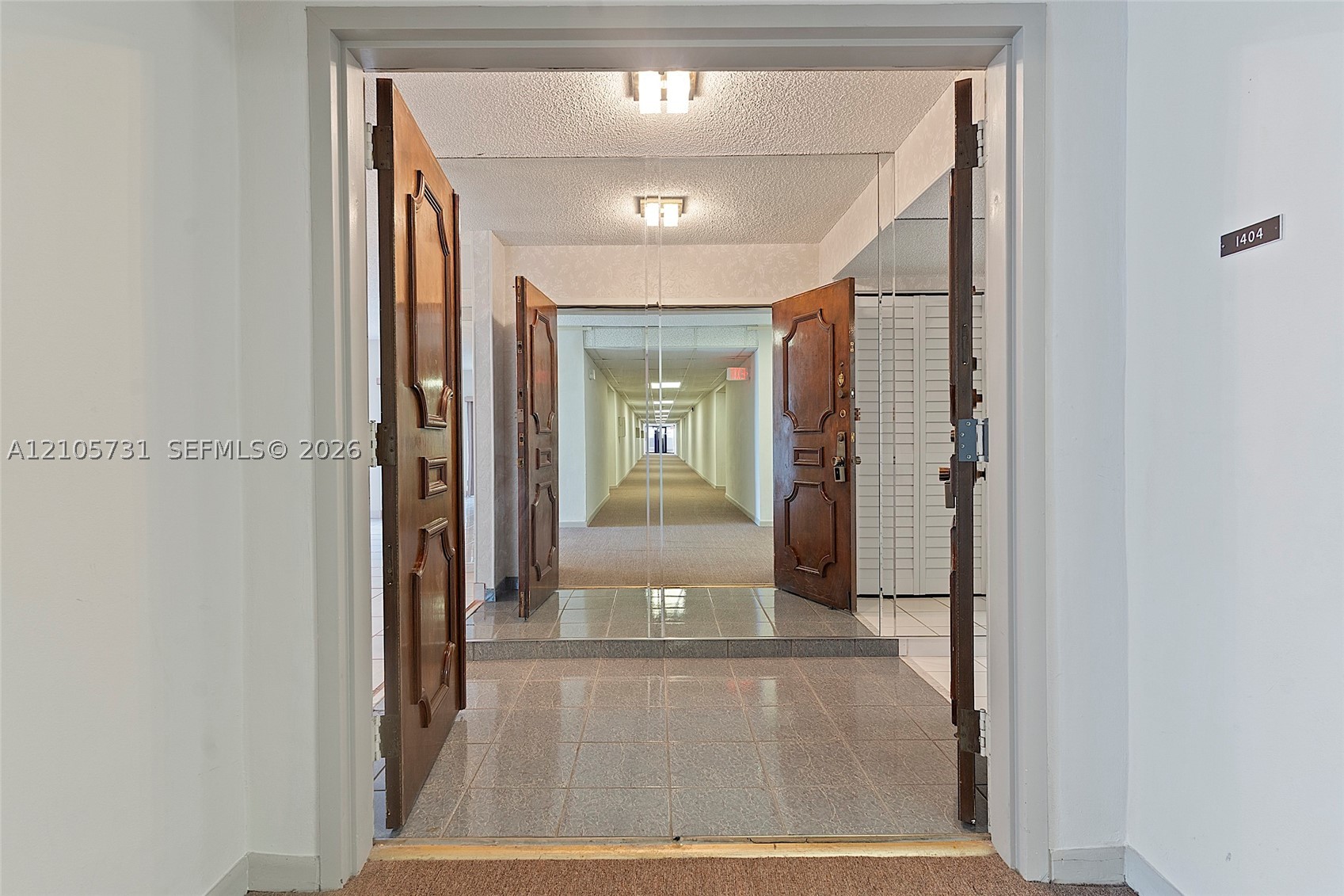 5700 SW 127th Ave Unit 1404 — photo