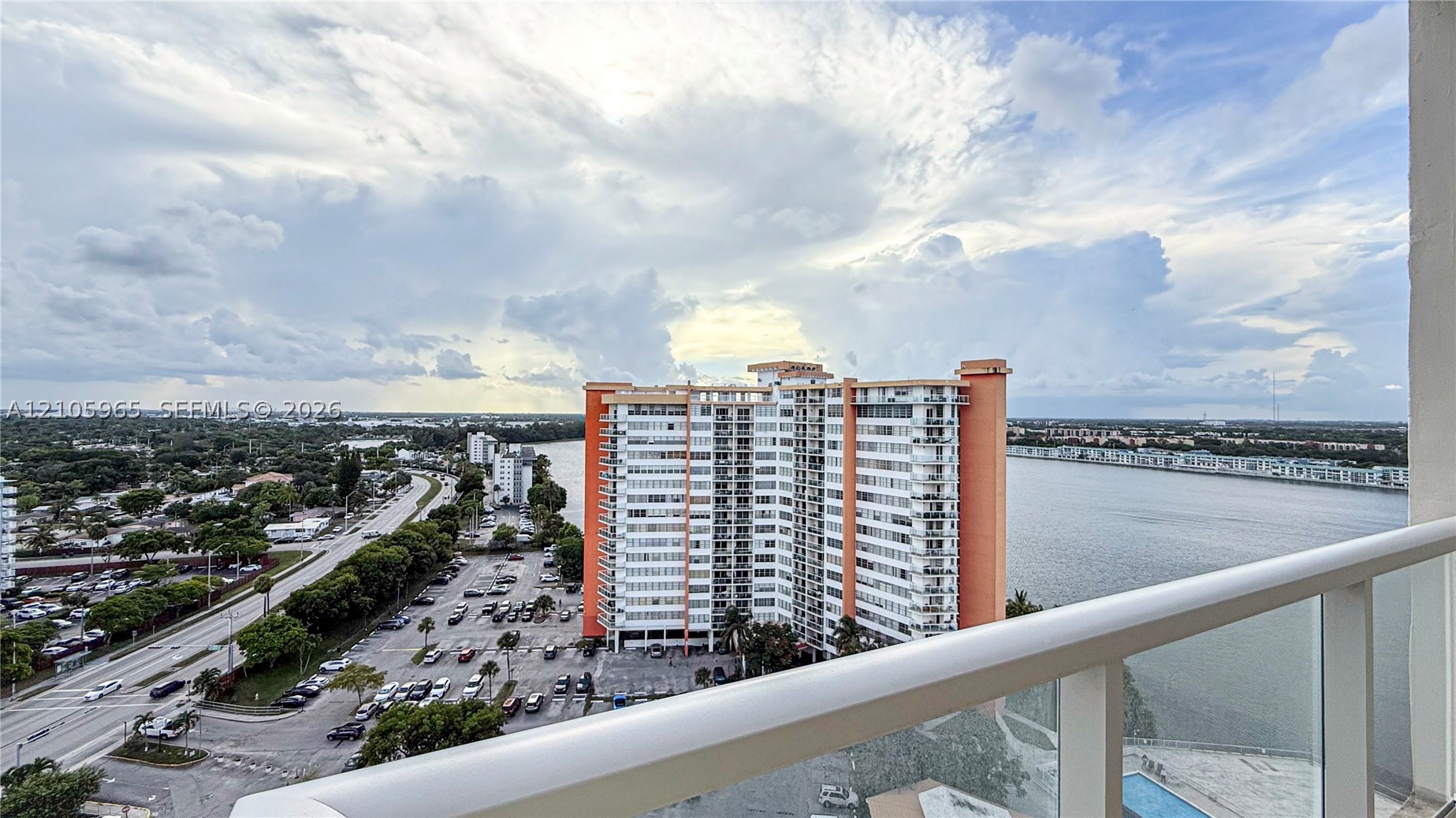 1351 NE Miami Gardens Dr Unit 1701E — photo