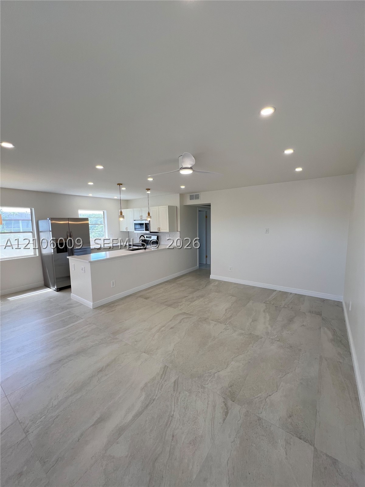 495 Fanshaw L — photo