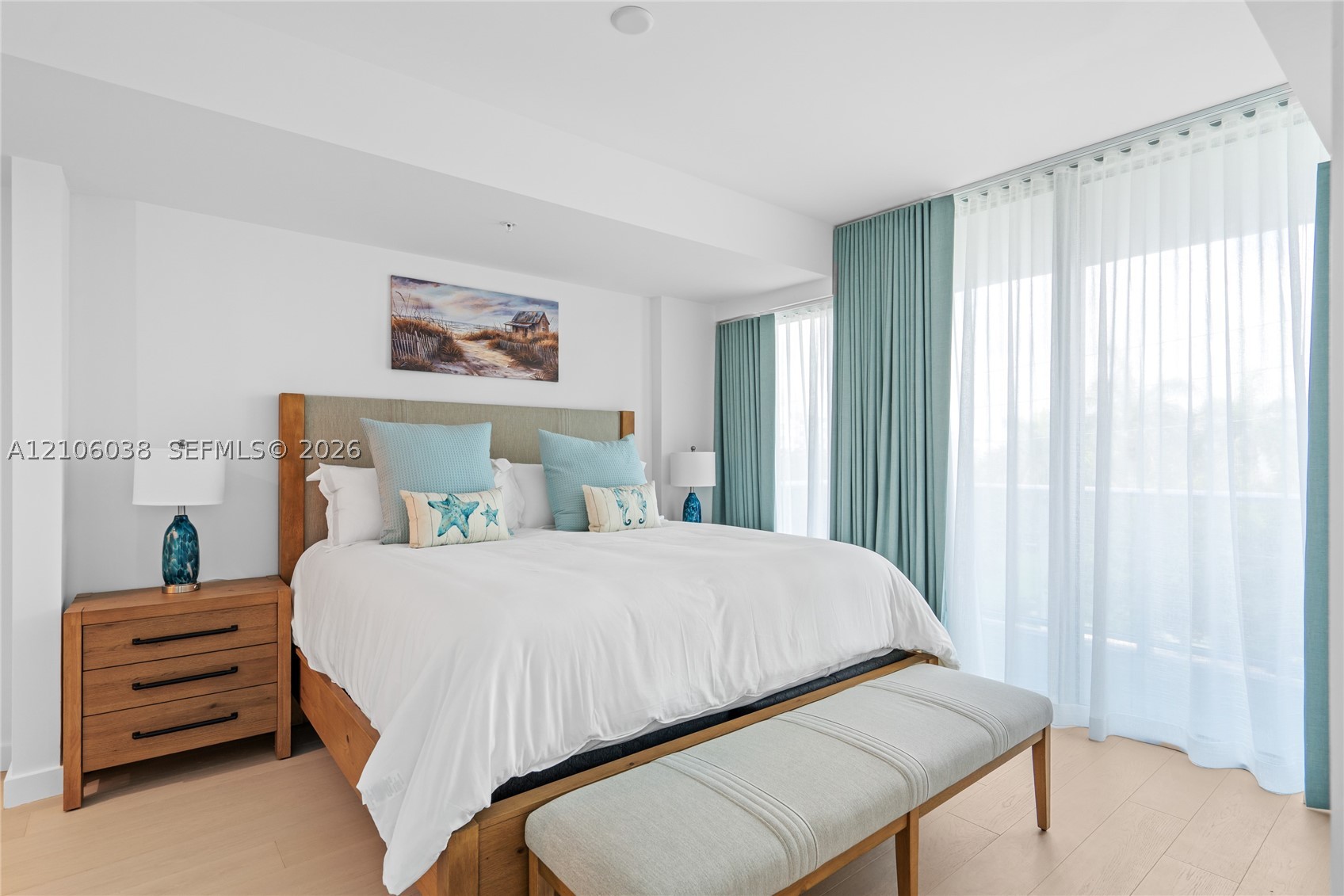 9221 E Bay Harbor Dr Unit 408 — photo