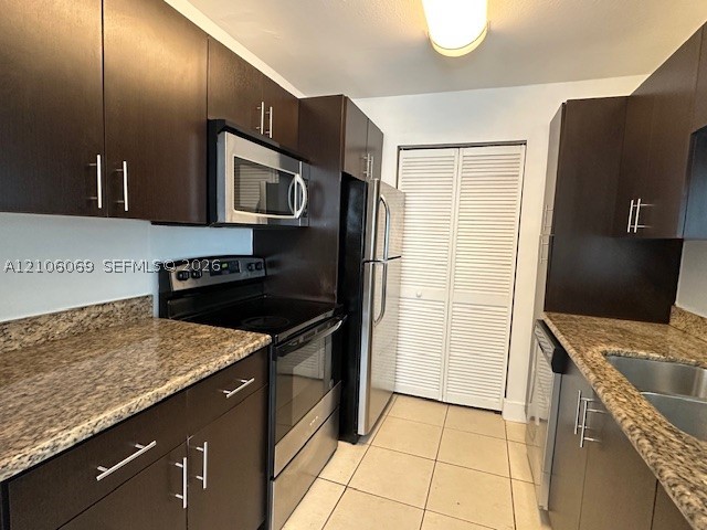 4016 NW 87th Ave Unit 4016 — photo