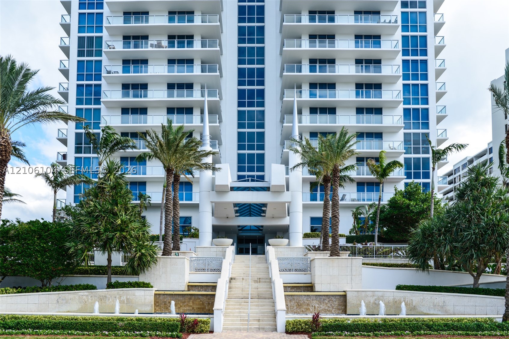 3101 S Ocean Dr Unit 404 — photo