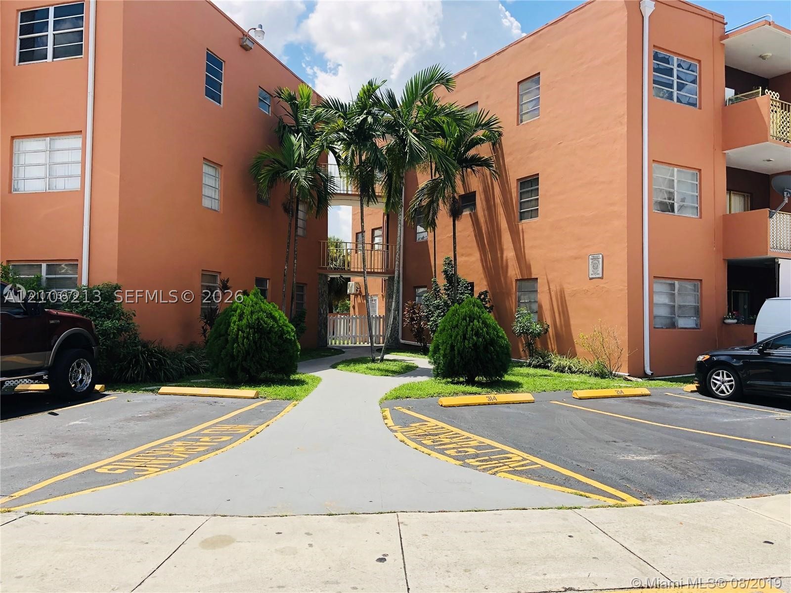 6800 W 16th Dr Unit 209 — photo