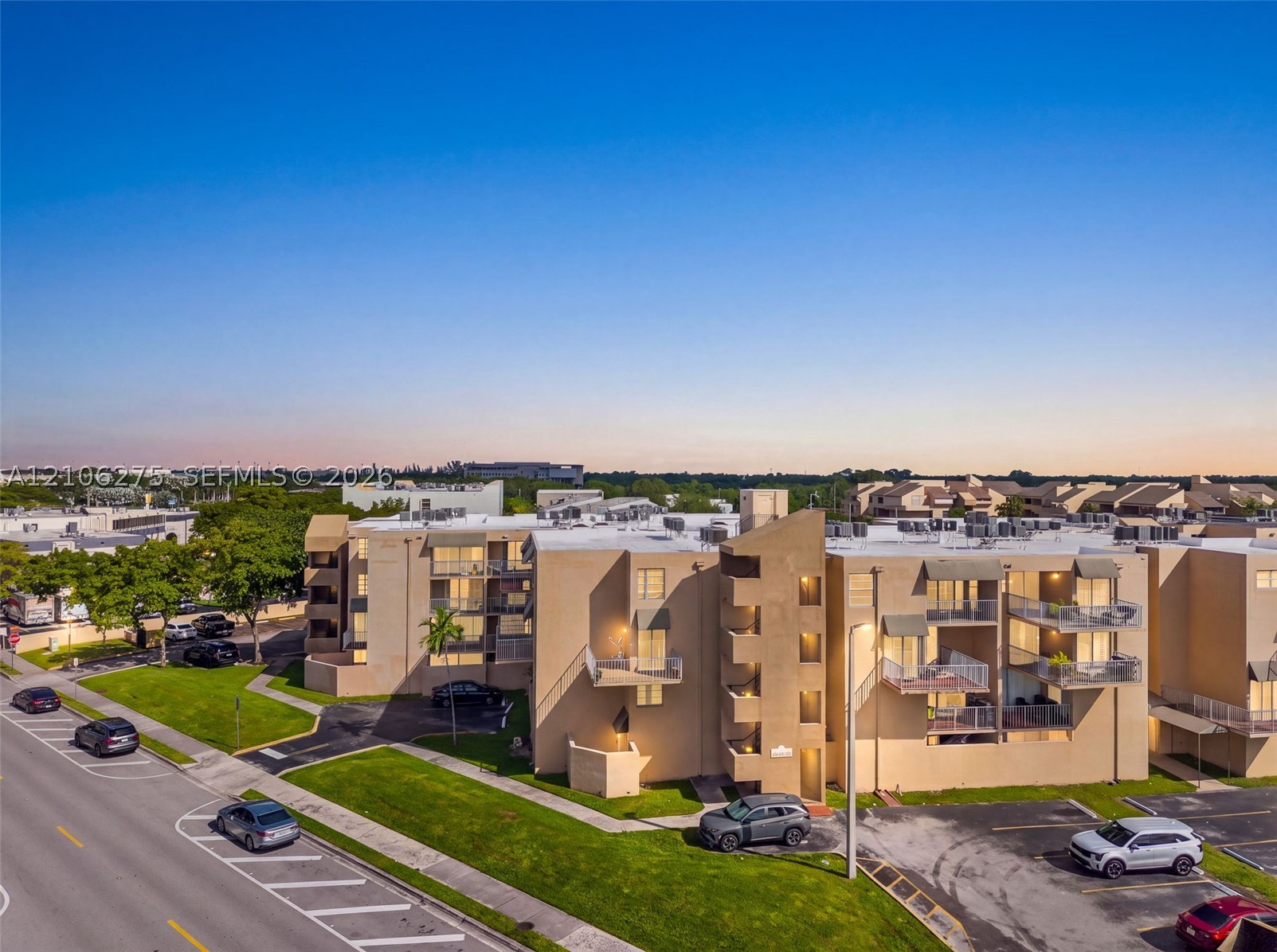 10801 SW 109th Ct Unit D305 — photo