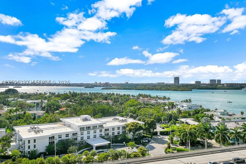10275 Collins Ave Unit 1128 — photo
