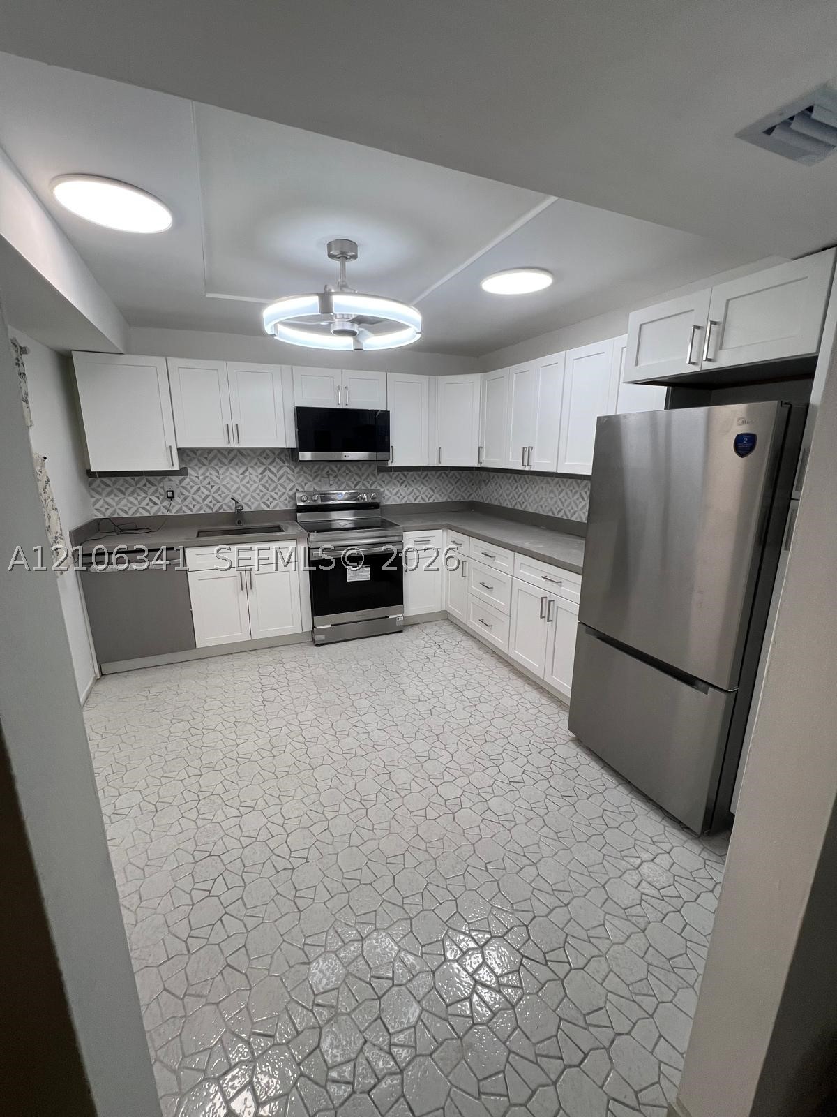 120 SW 96th Ter Unit 103 — photo