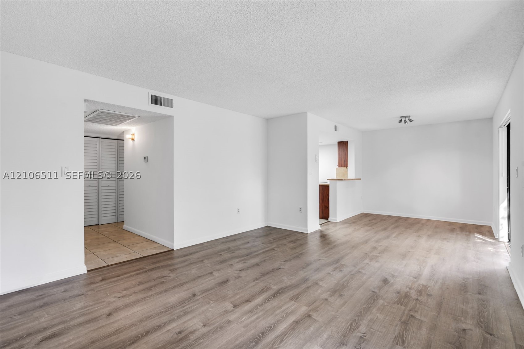 3229 Coral Lake Dr Unit 3229 — photo