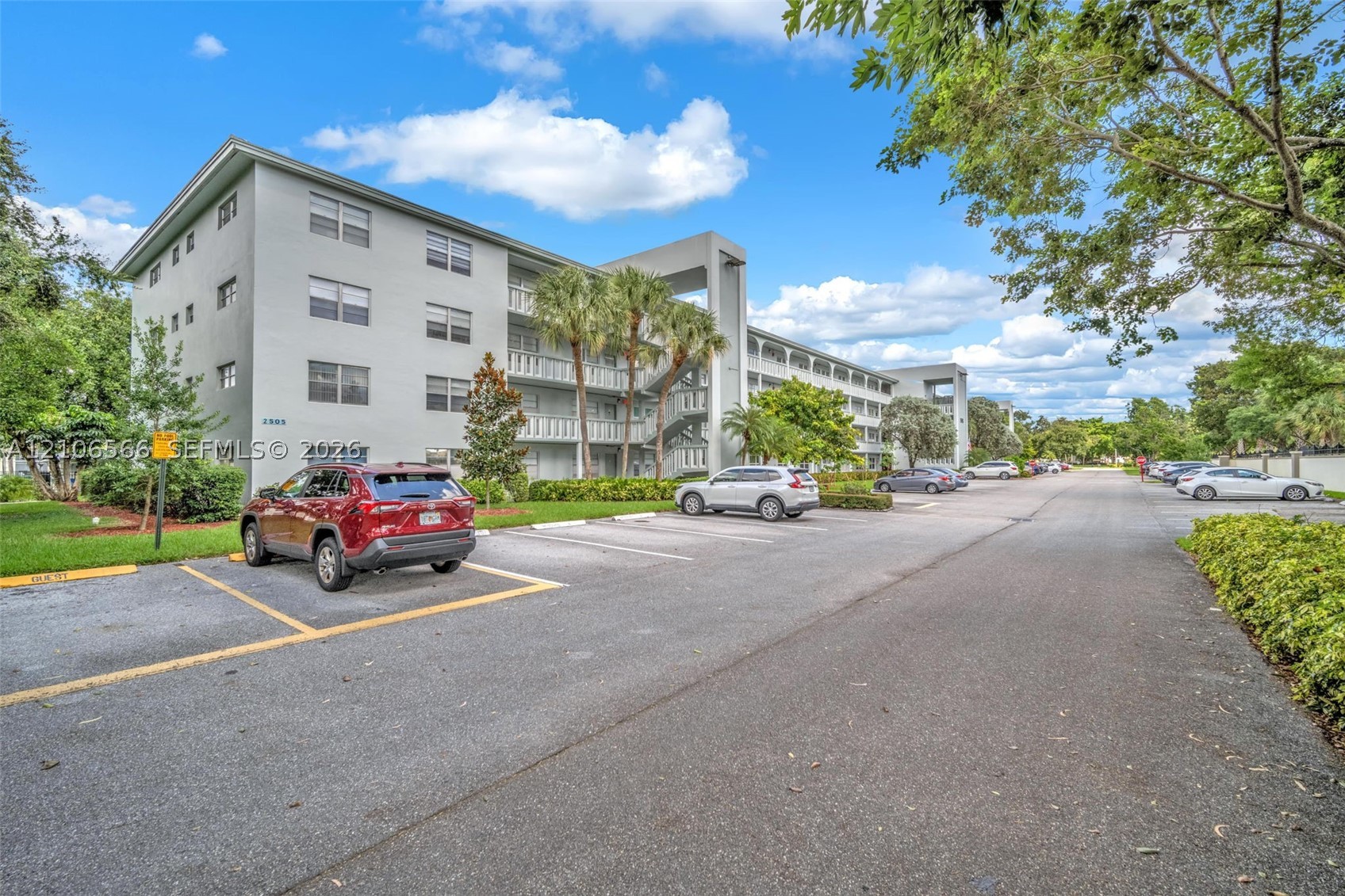2505 Antigua Ter Unit E4 — photo