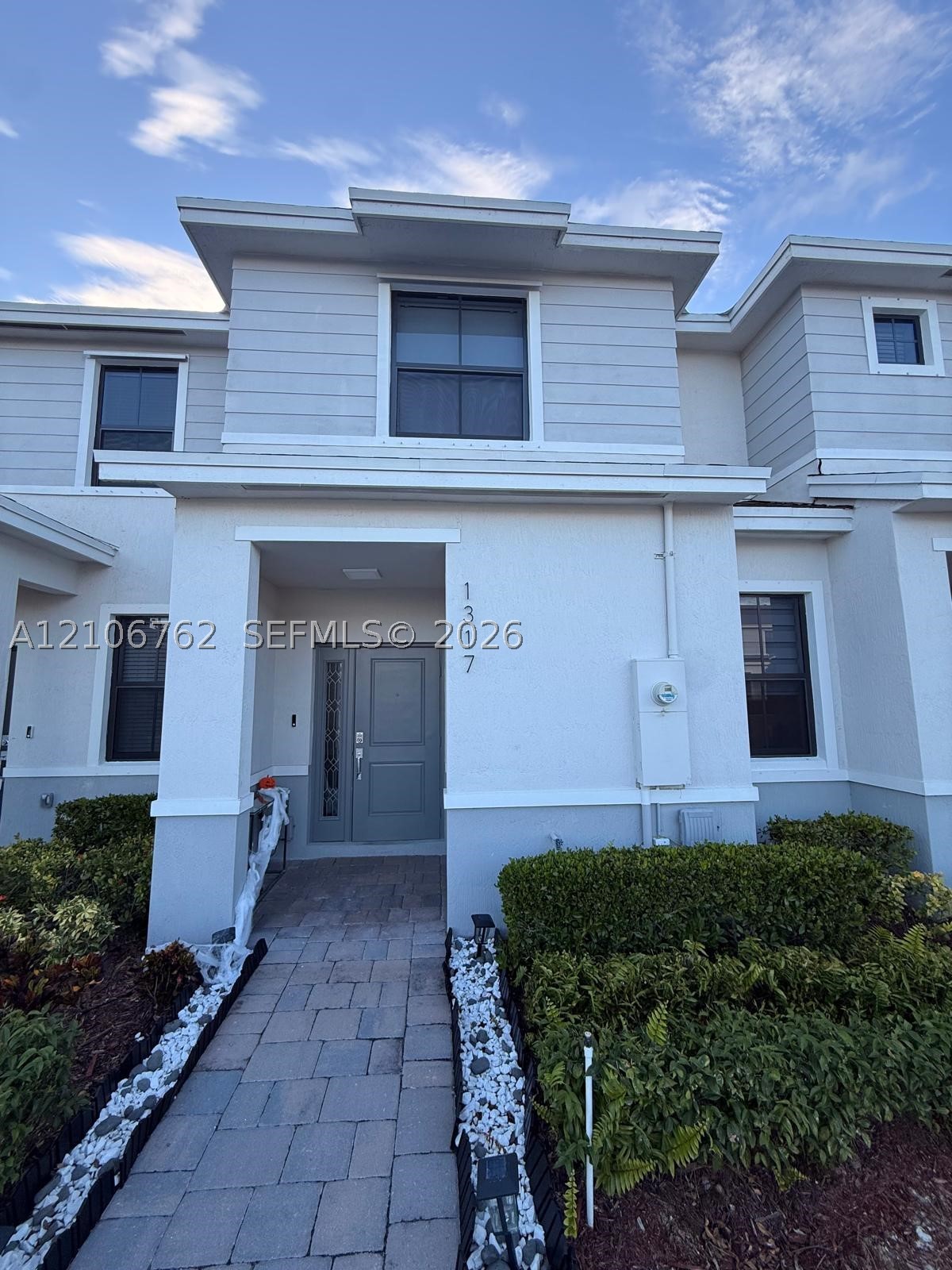 1317 NE 3rd Ave Unit 1317 — photo
