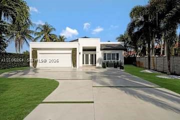885 SW 144th Ave — photo
