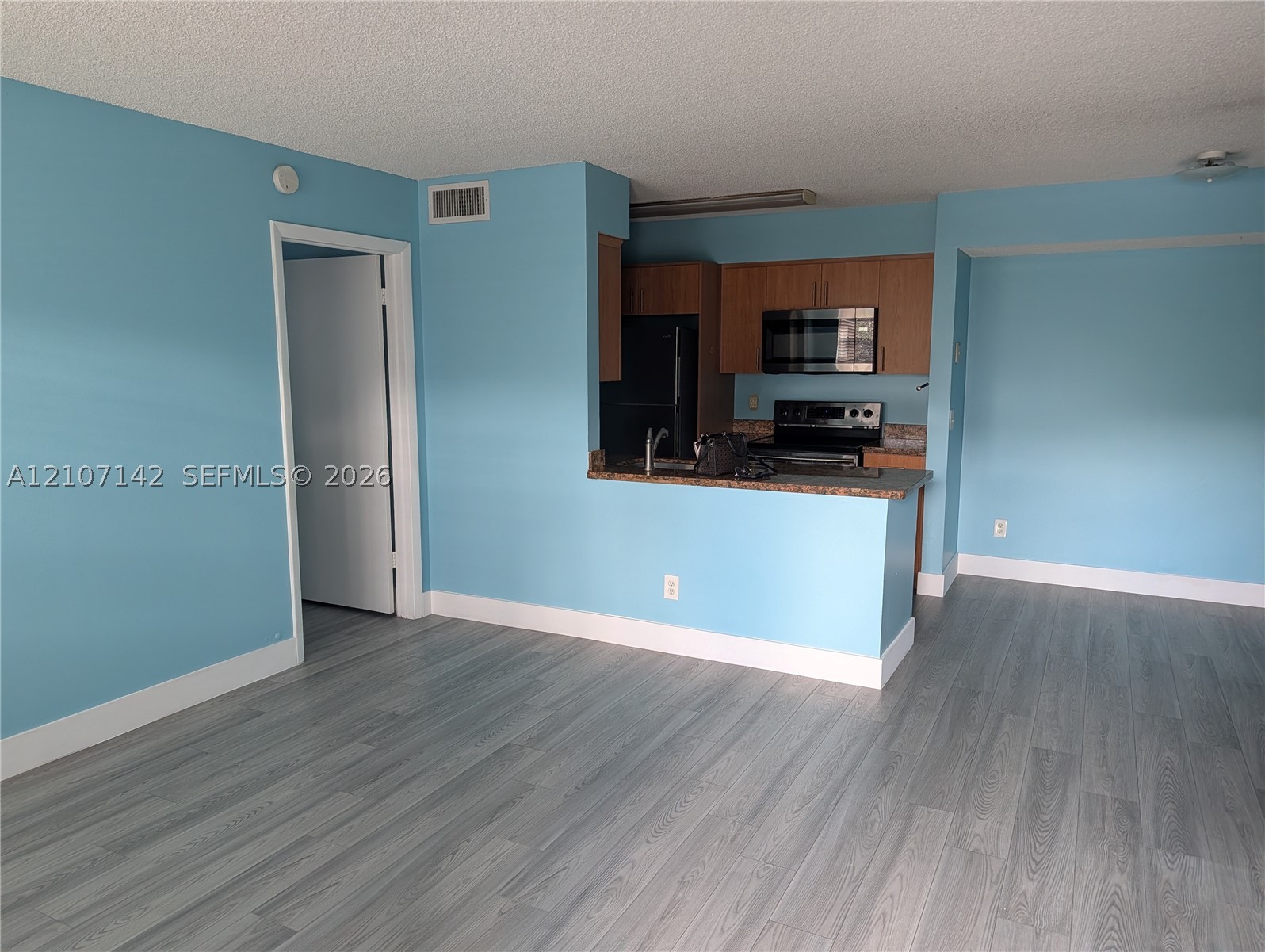 10473 NW 7th St Unit 103 — photo