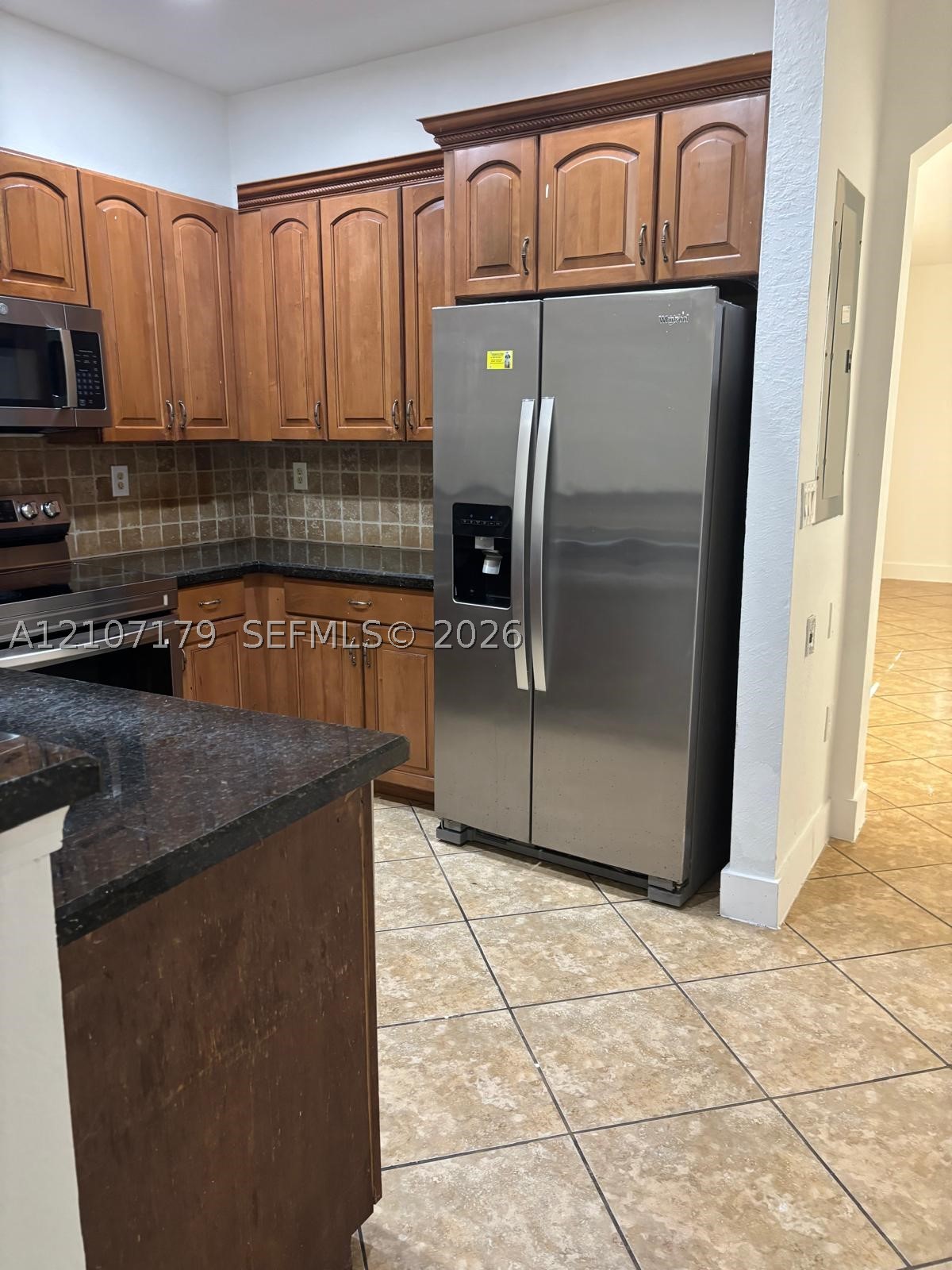 21221 NW 14th Pl Unit 4-23 — photo