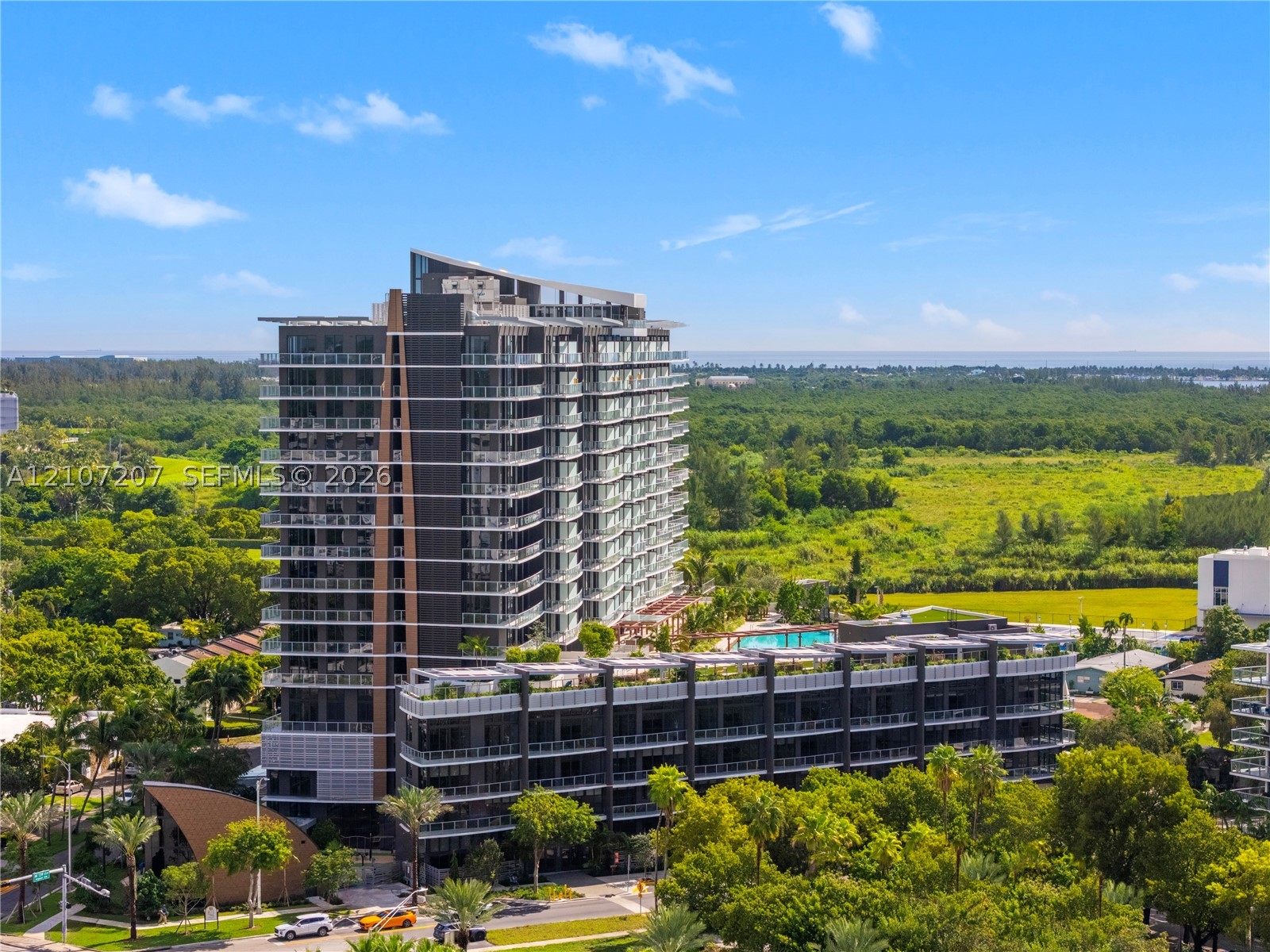13899 Biscayne Blvd Unit 406 — photo
