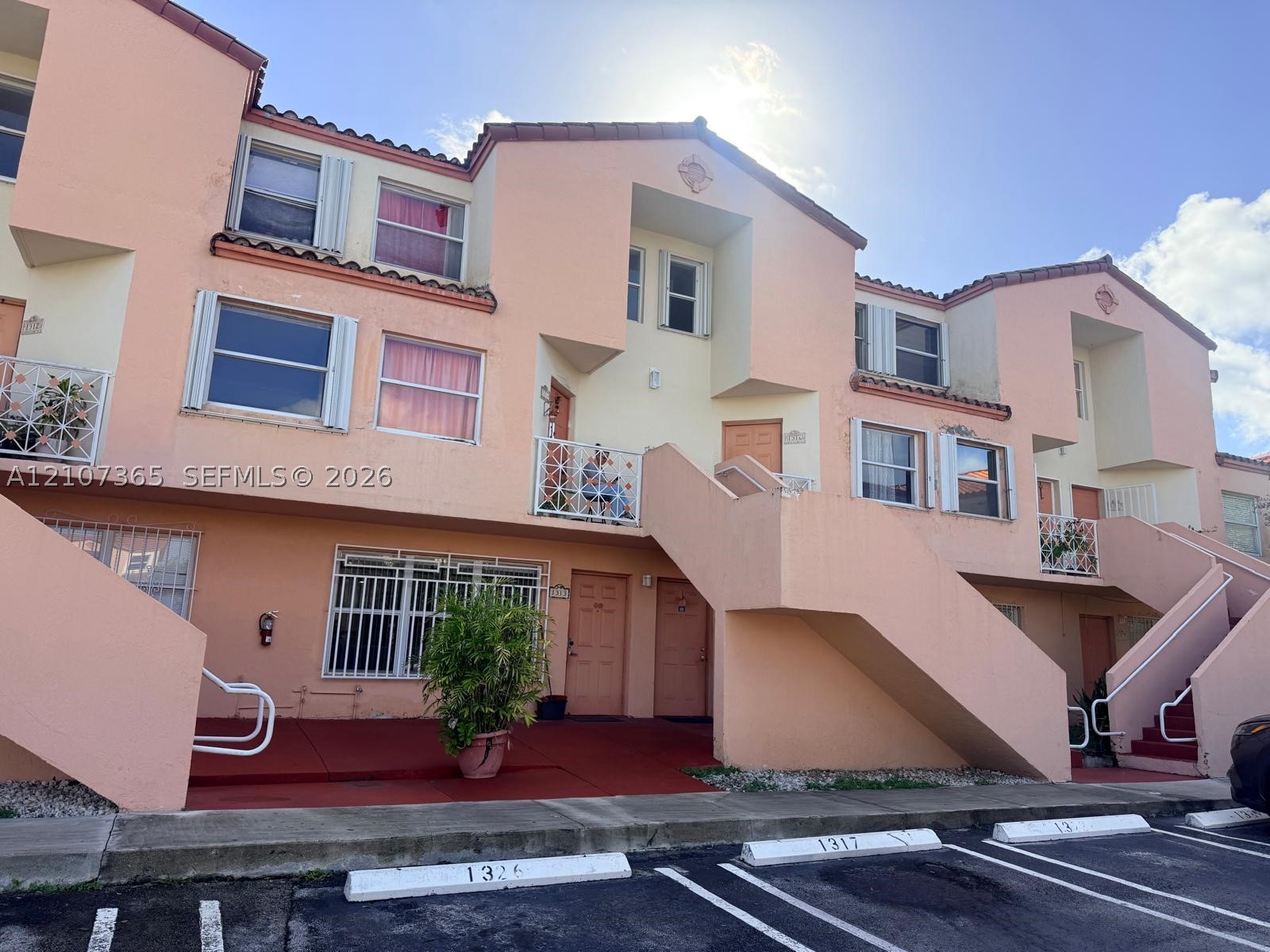 1313 NW 24th Ave Unit 1313 — photo