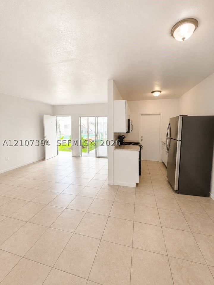 1951 NE 167th St Unit 3 — photo