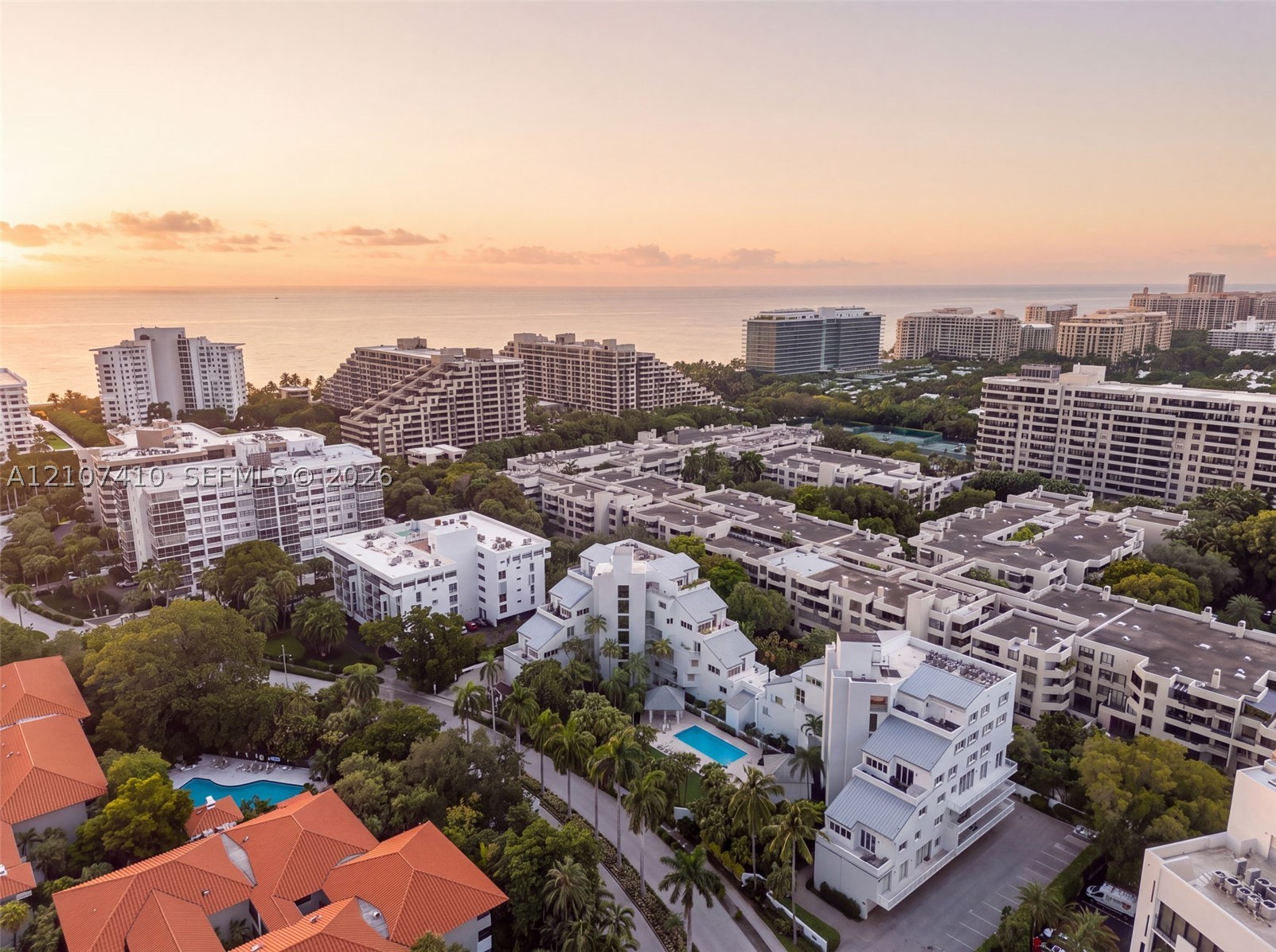 50 Ocean Lane Dr Unit Ph601 — photo