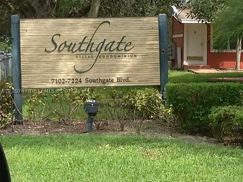 7104 Southgate Blvd Unit 7104 — photo