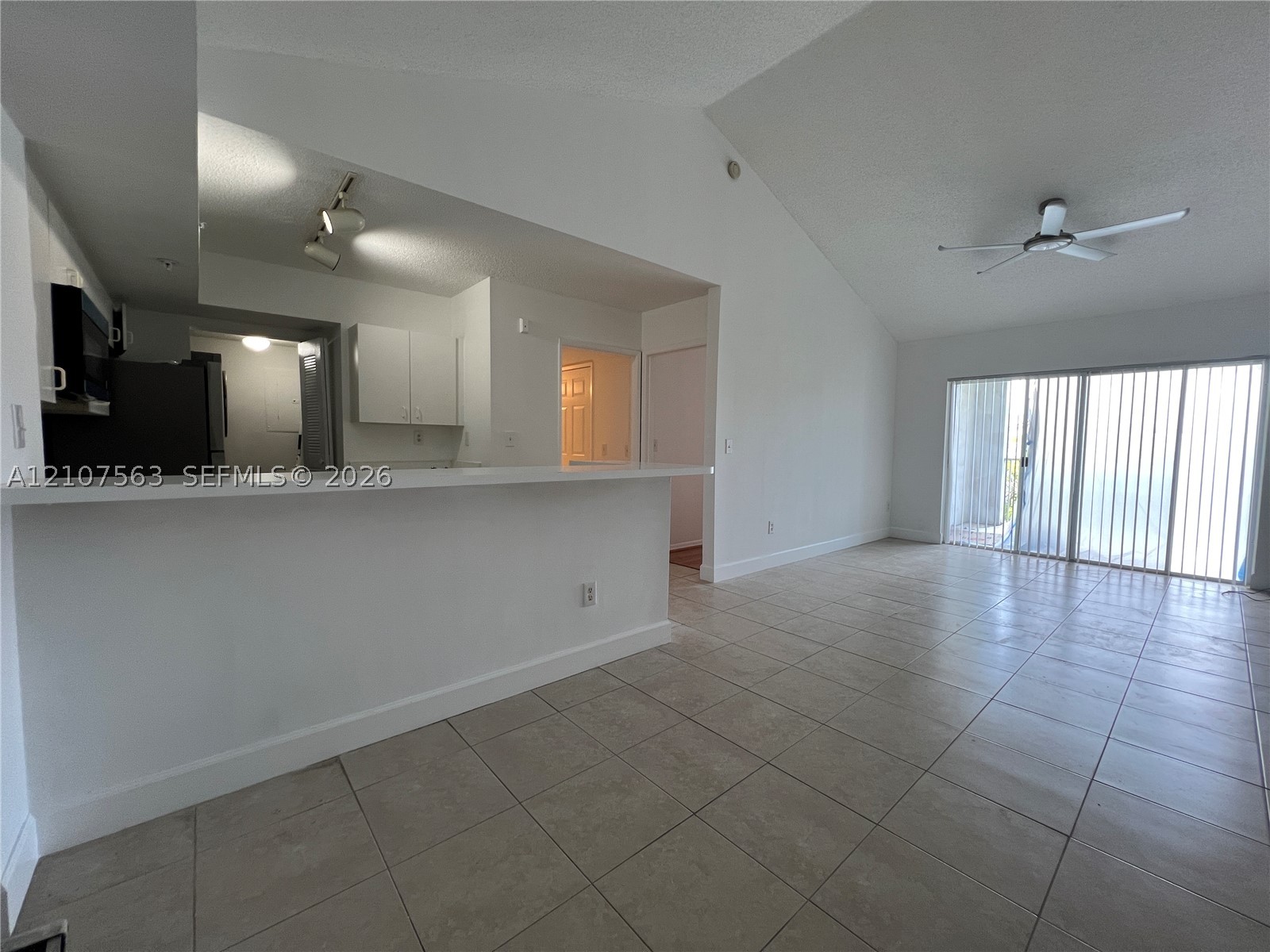 2640 S University Dr Unit 320 — photo