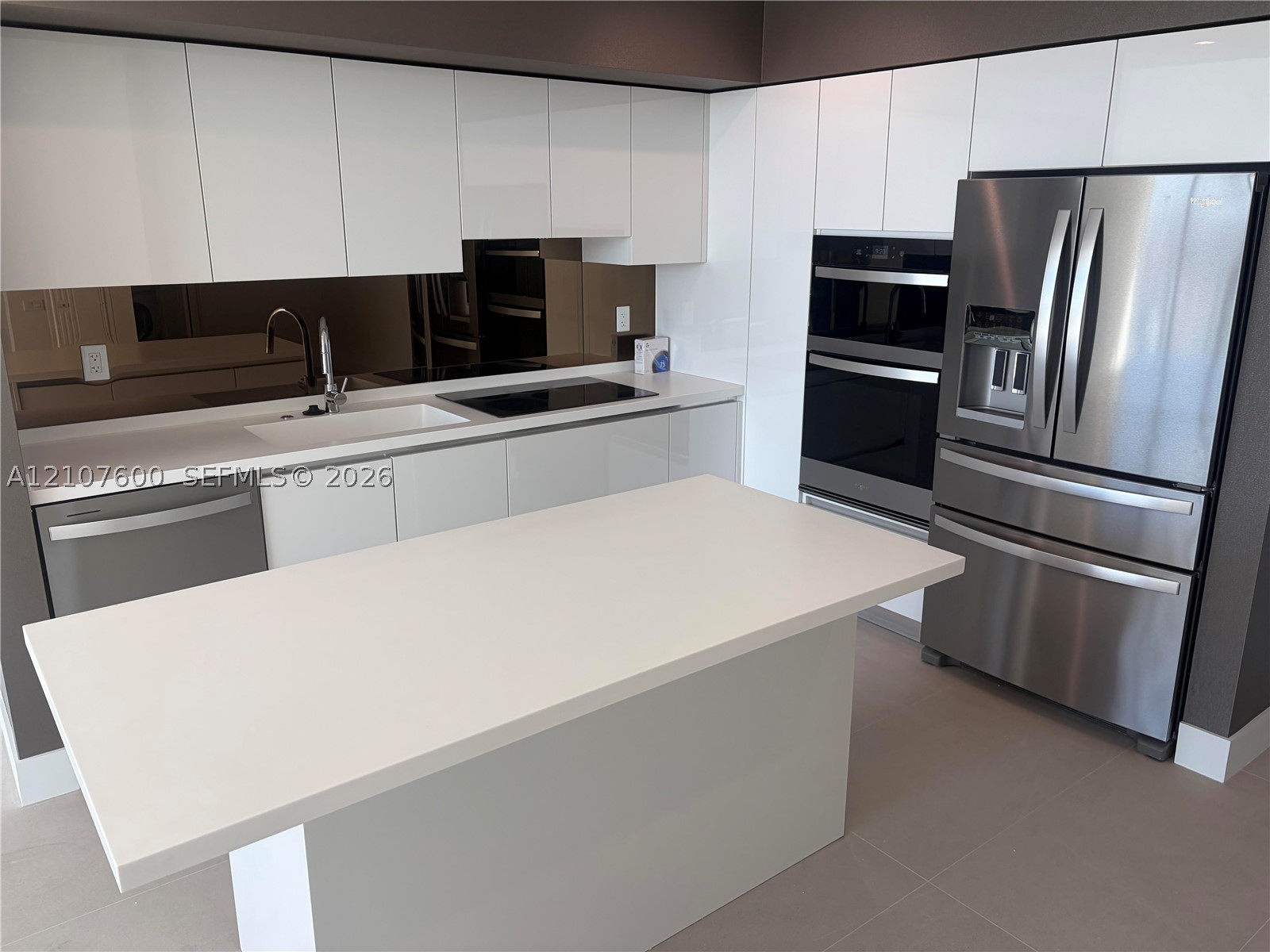 1170 E Hallandale Beach Blvd Unit 2409 — photo
