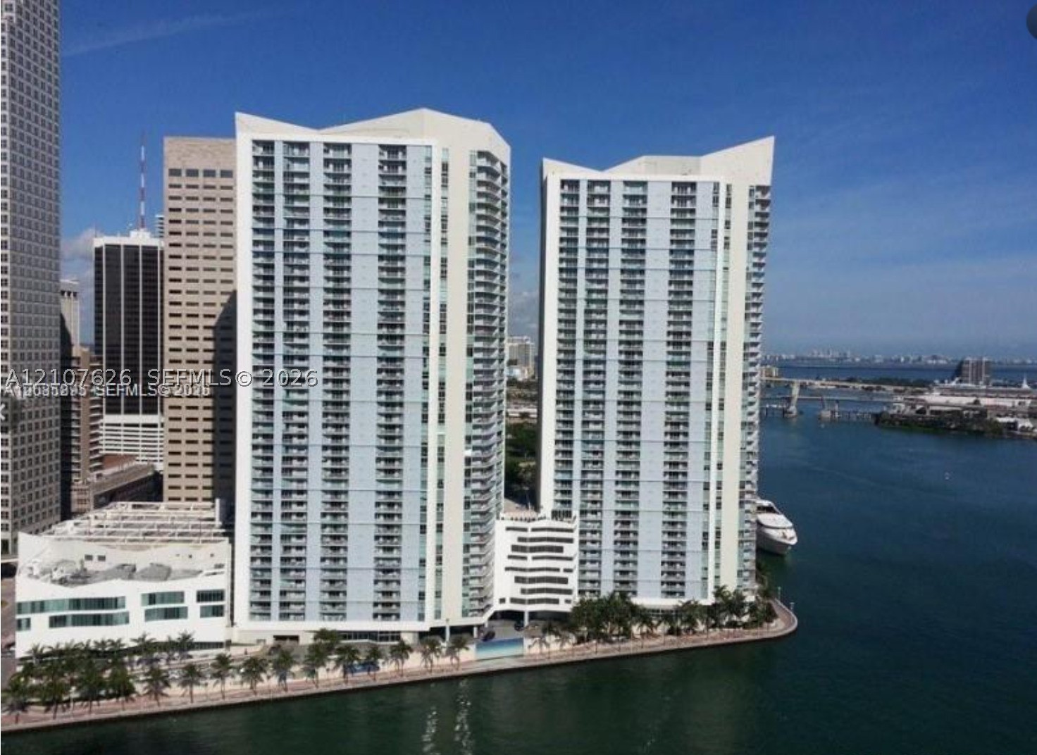 325 S Biscayne Blvd Unit 1116 — photo