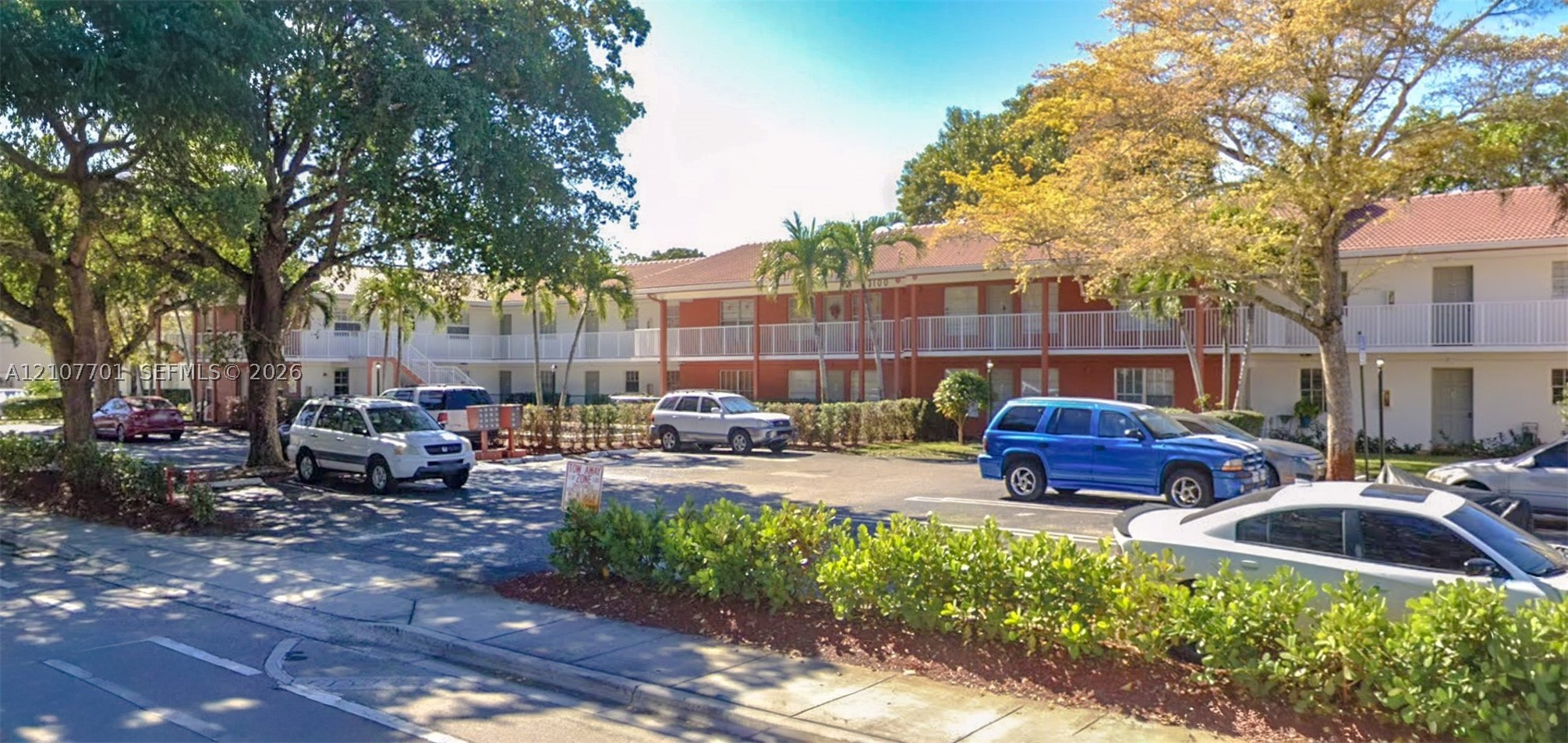 3100 Coral Springs Dr Unit 2B — photo