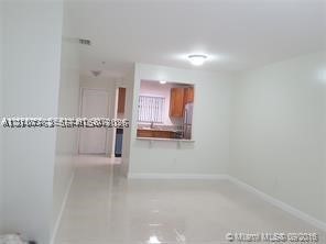 6061 Shakerwood Cir Unit 202 — photo