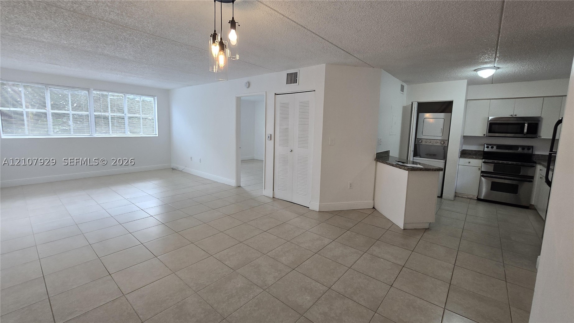 6195 NW 186th St Unit 304 — photo