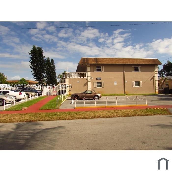 2839 Taylor St Unit 3 — photo