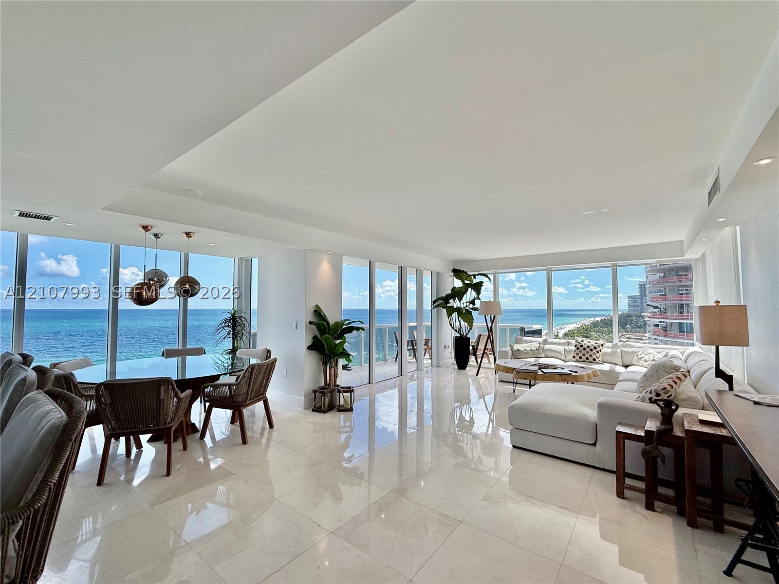10275 Collins Ave Unit 1110 — photo