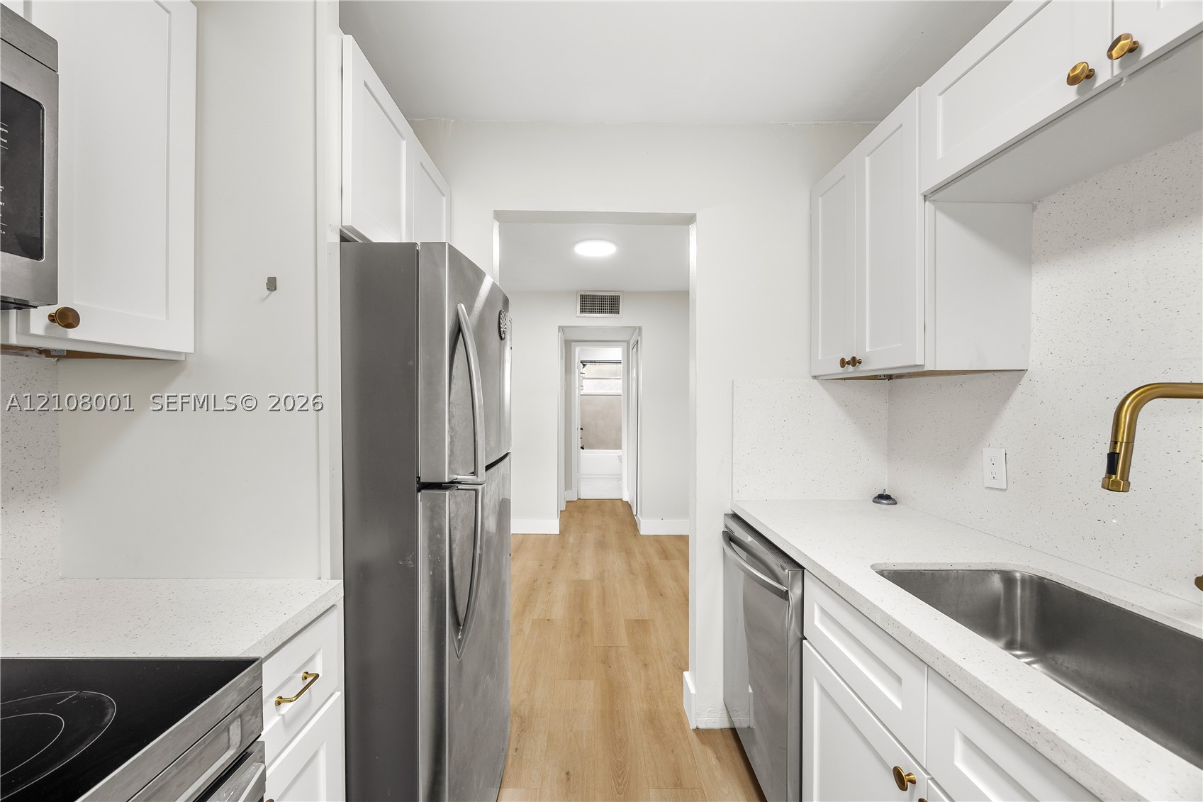 2418 Polk St Unit 105 — photo