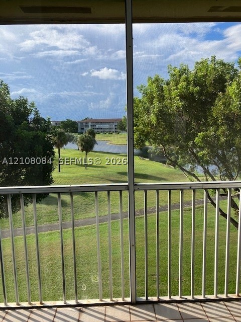 850 SW 133rd Ter Unit 411B — photo