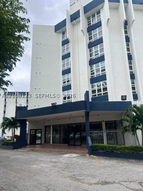 9682 Fontainebleau Blvd Unit 709 — photo