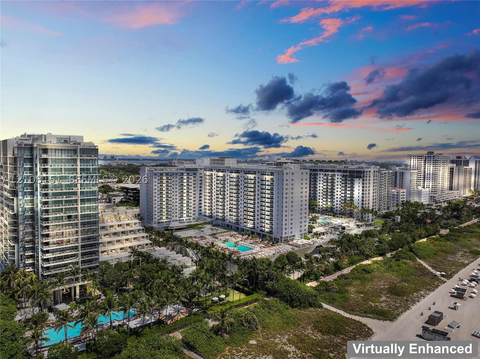 2301 Collins Ave Unit 1006 — photo