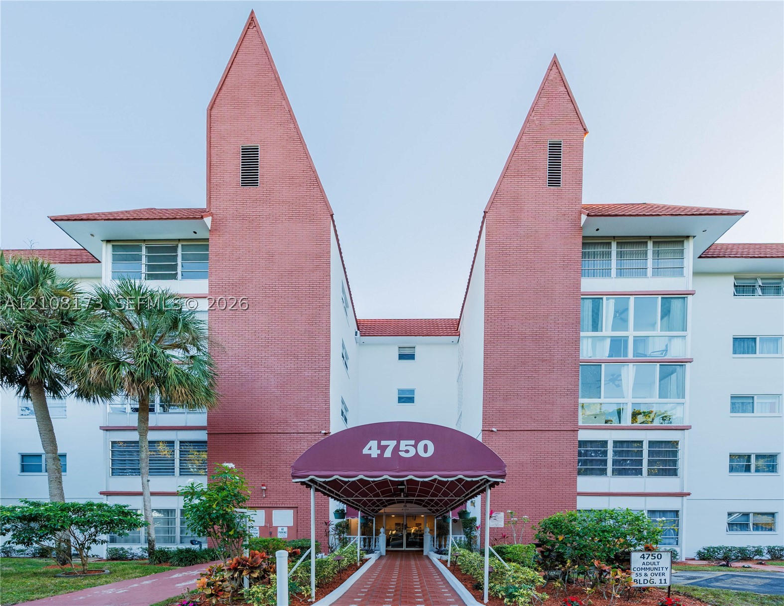 4750 NW 22nd Ct Unit 211 — photo