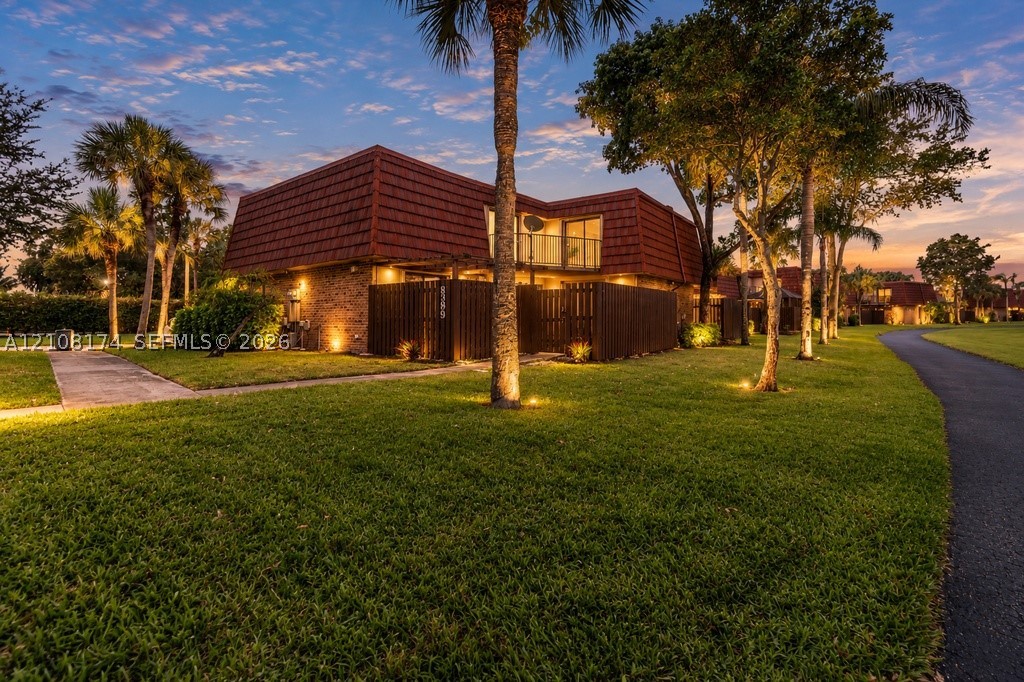 8399 Boca Rio Dr — photo